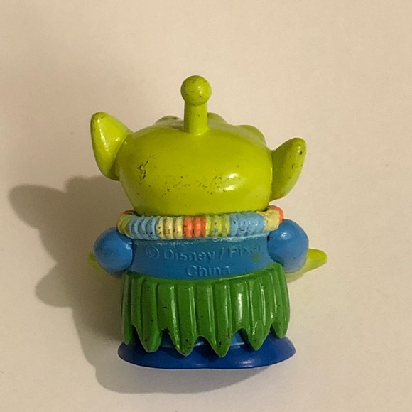 Toy Story Hawaiian Vacation Alien - Picture 2 of 4
